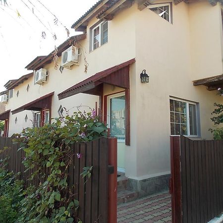 Casa David Otel Sulina Dış mekan fotoğraf