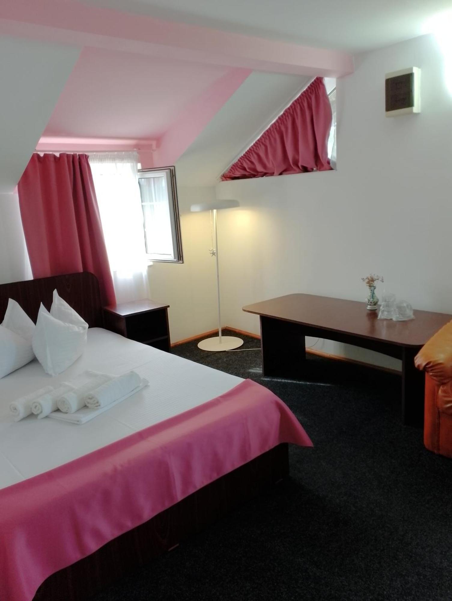 Casa David Otel Sulina Dış mekan fotoğraf